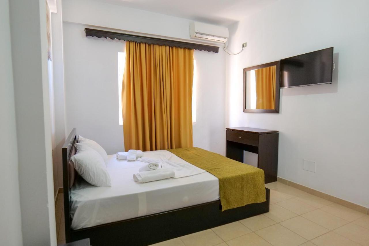 Verano Hotel Sarande Exterior photo